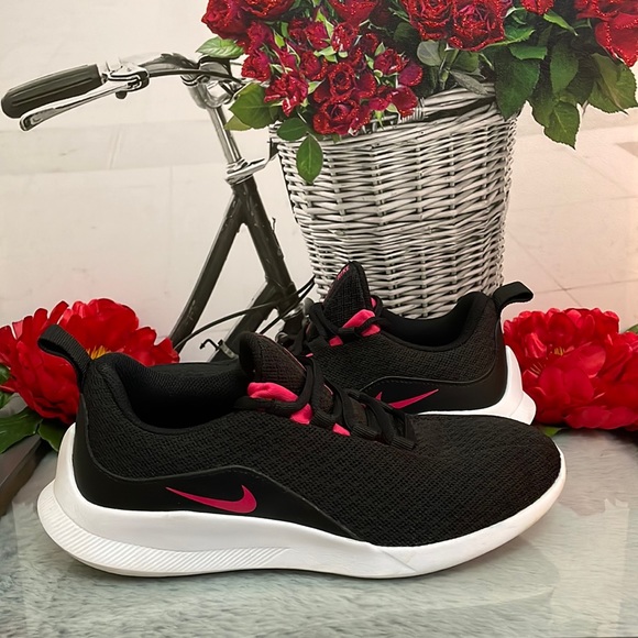 Nike Viale Sportswear Shoes - Picture 3 of 16